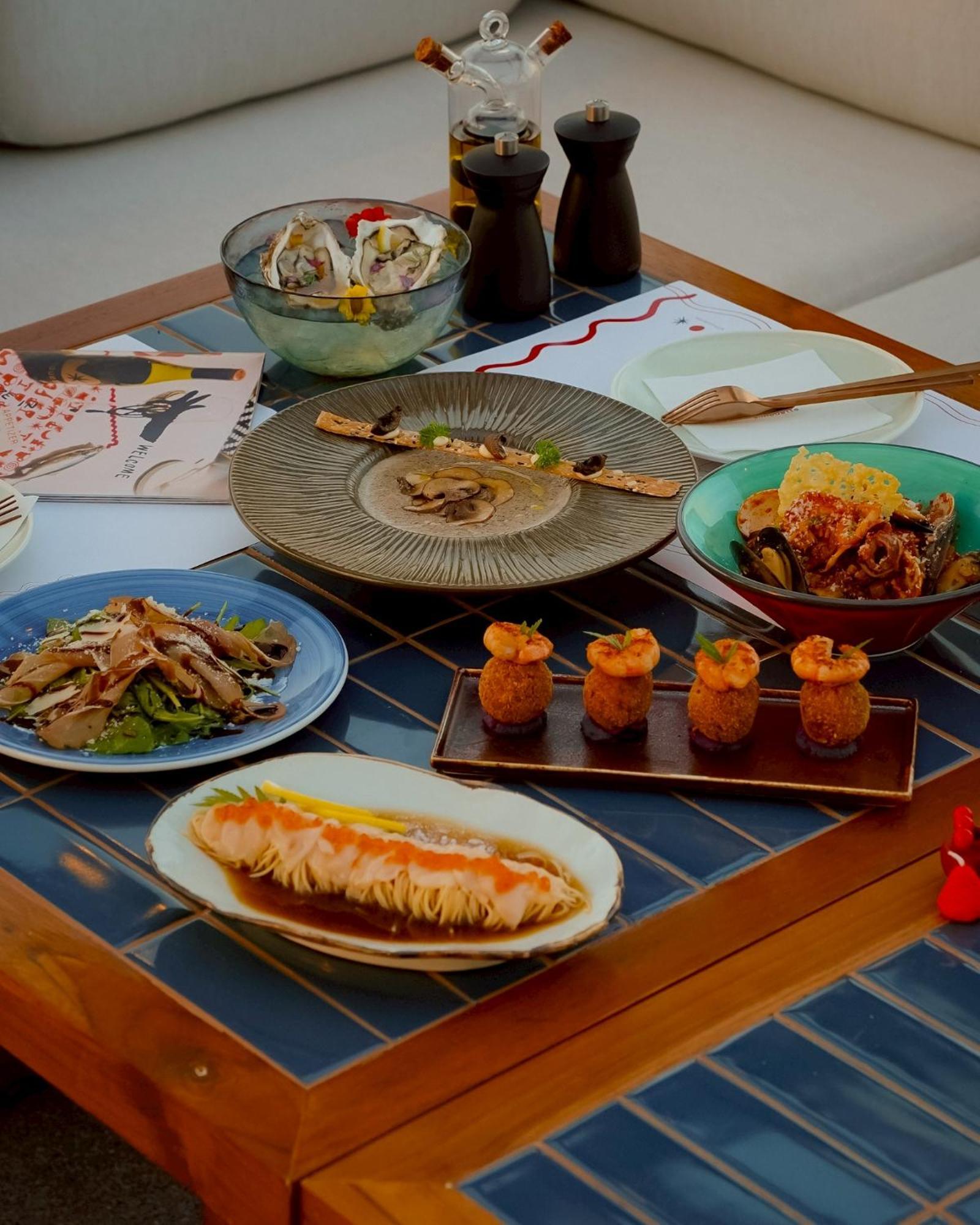 Tribe Pattaya Hotel Ngoại thất bức ảnh
